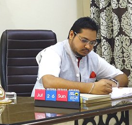 Profile Picture of Dr. Abhilash Shankaran, , © DrData